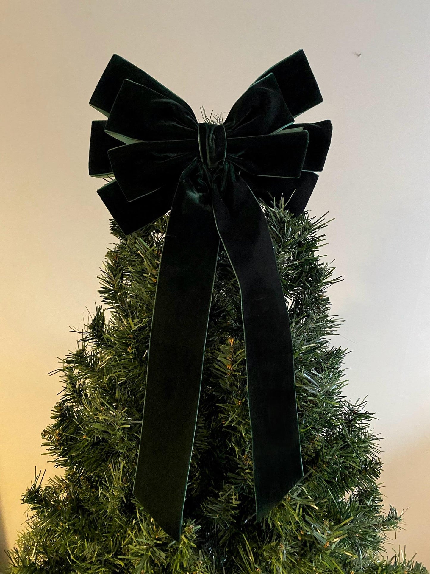 9 inch Dark green velvet topper bow
