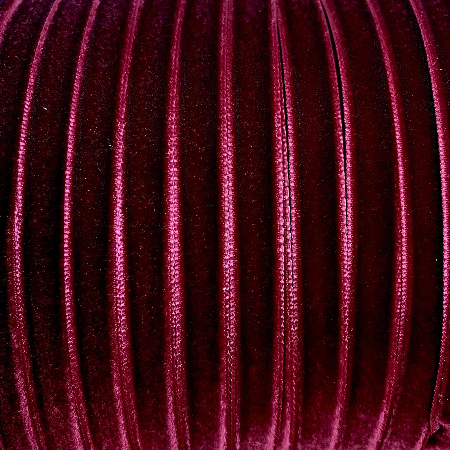 10mm scarlet velvet ribbon