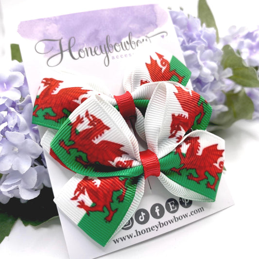 2.75 inch Welsh flag hair bows